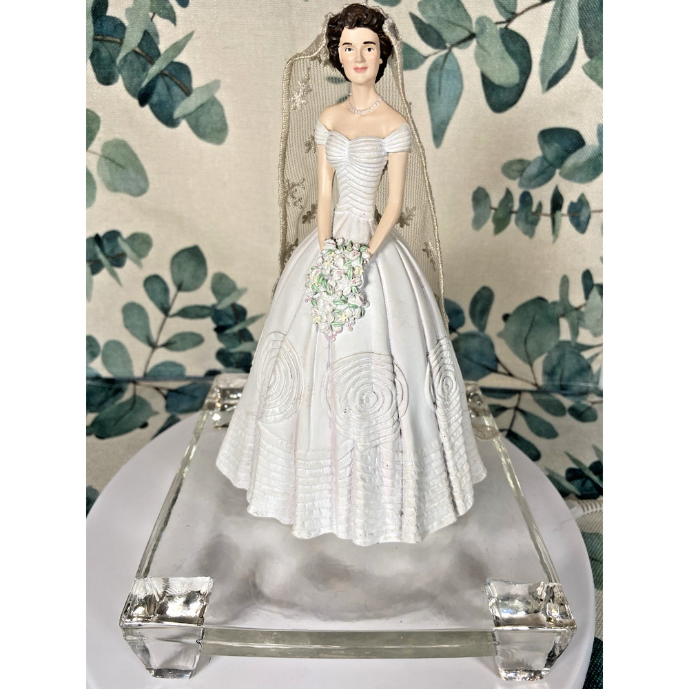 Jacqueline Kennedy Wedding Dress Graceful For A Joyous Occasion Hamilton 2013